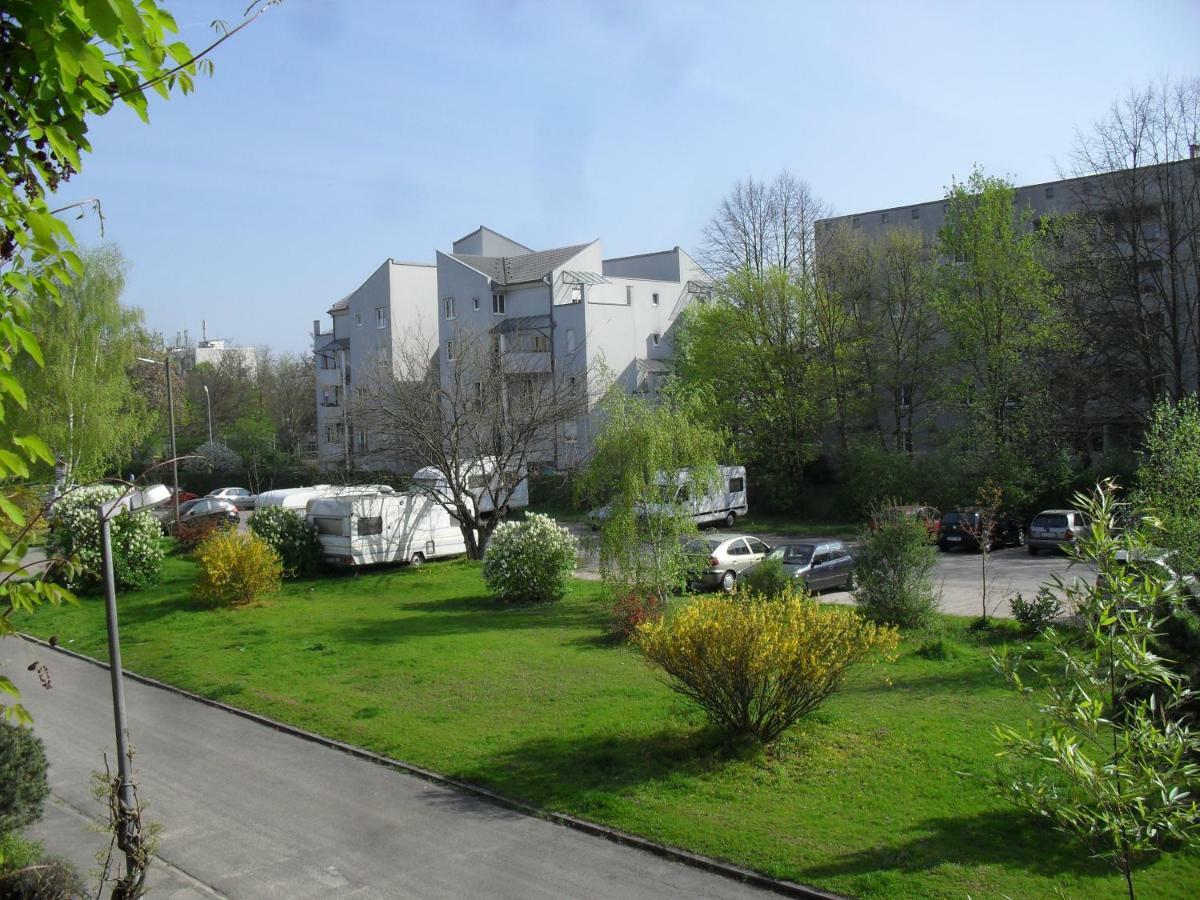 Ambiente In Karlsruhe City Екстериор снимка